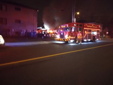 Incendie rue Mackay Saint-Hubert 3.jpeg